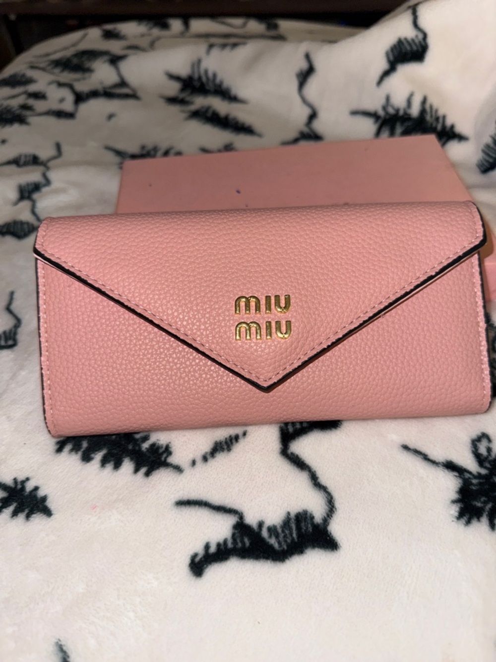 Miu Miu Pink wallet with Gold Logo